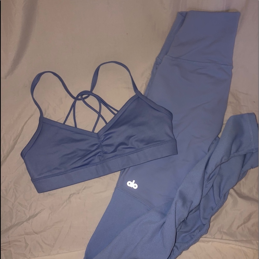 Alo Yoga Bra and Leggings Set